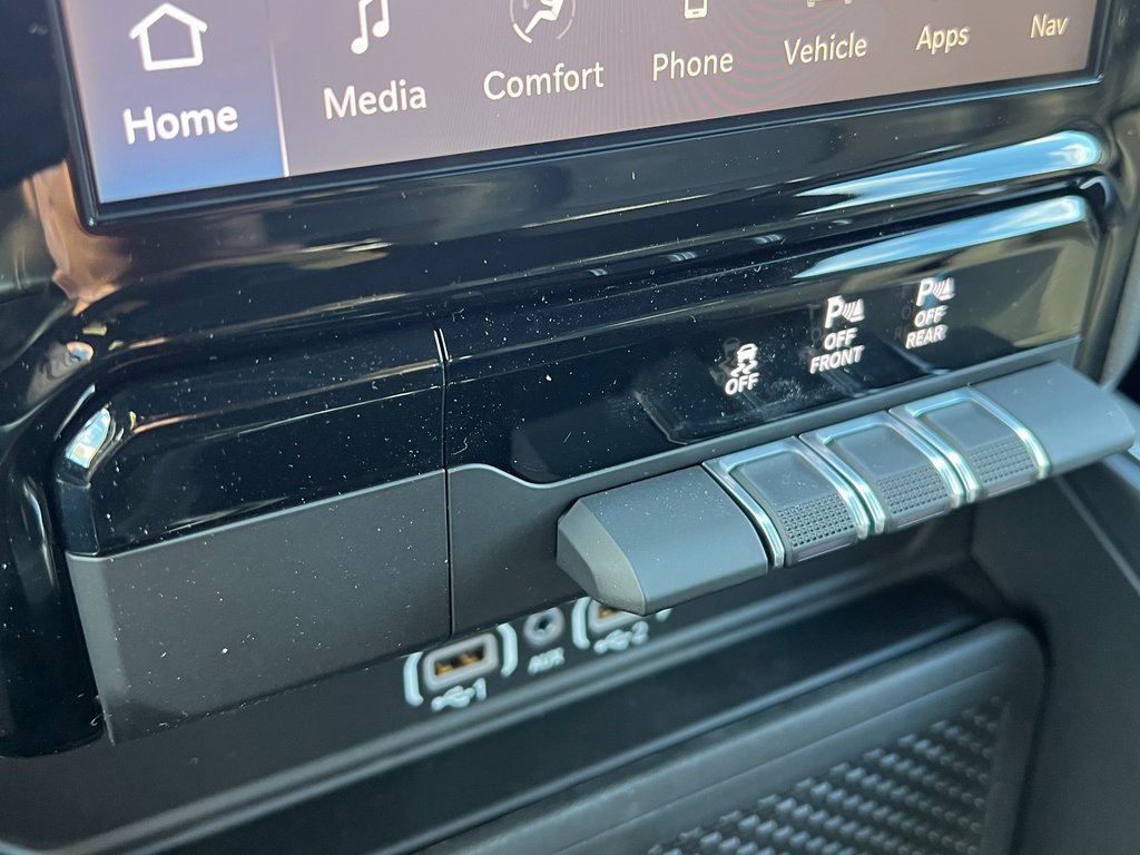 New 2026 RAM 1500 4x4 Crew Cab image 28