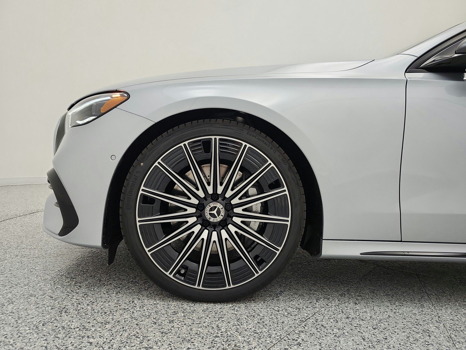New 2027 Mercedes-Benz E 450 4MATIC Sedan image 13