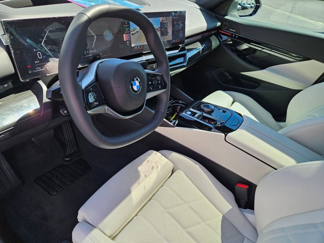 Used 2026 BMW 530i w/ Premium Package image 10