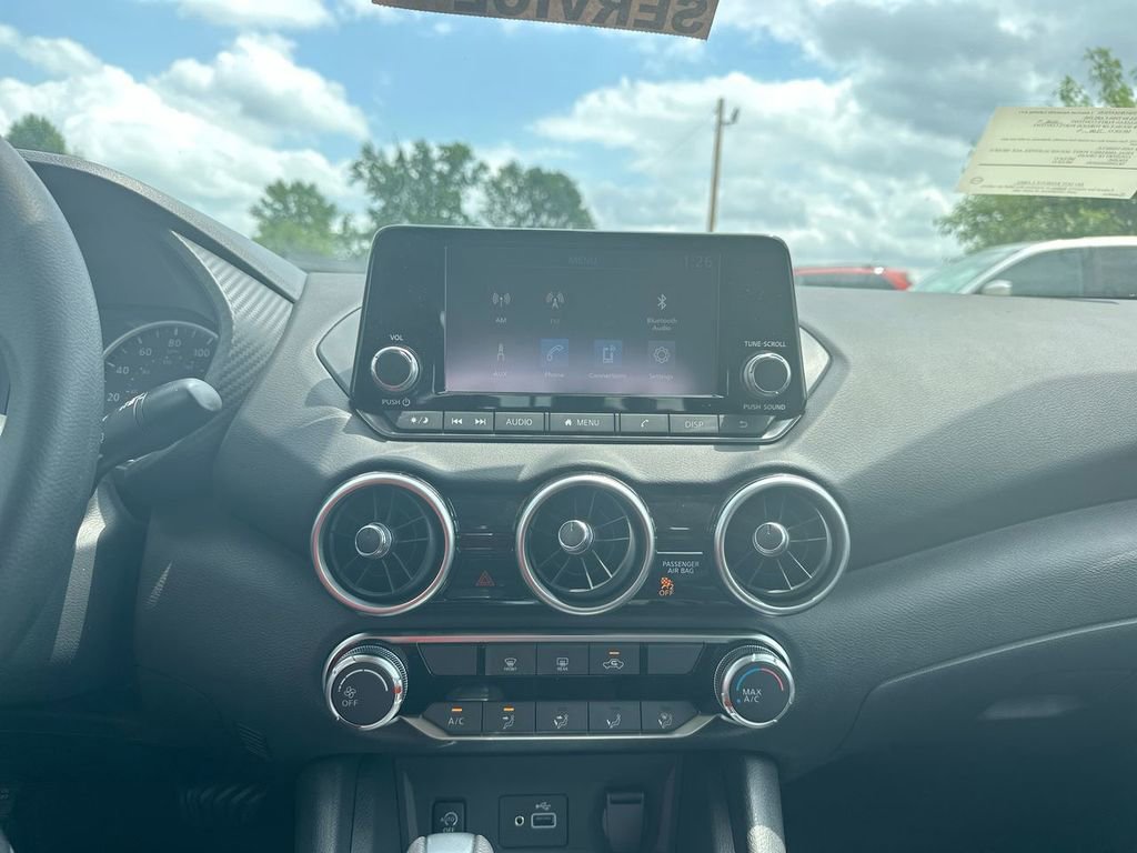 Used 2025 Nissan Sentra S image 28