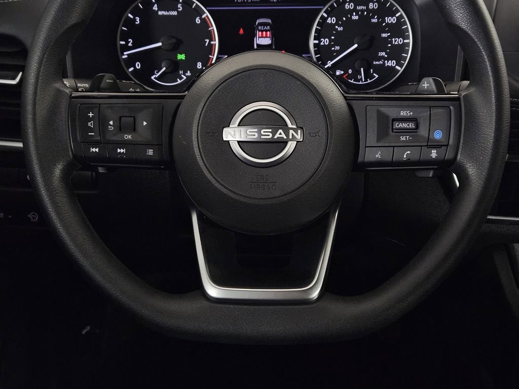 Used 2023 Nissan Rogue SV image 18