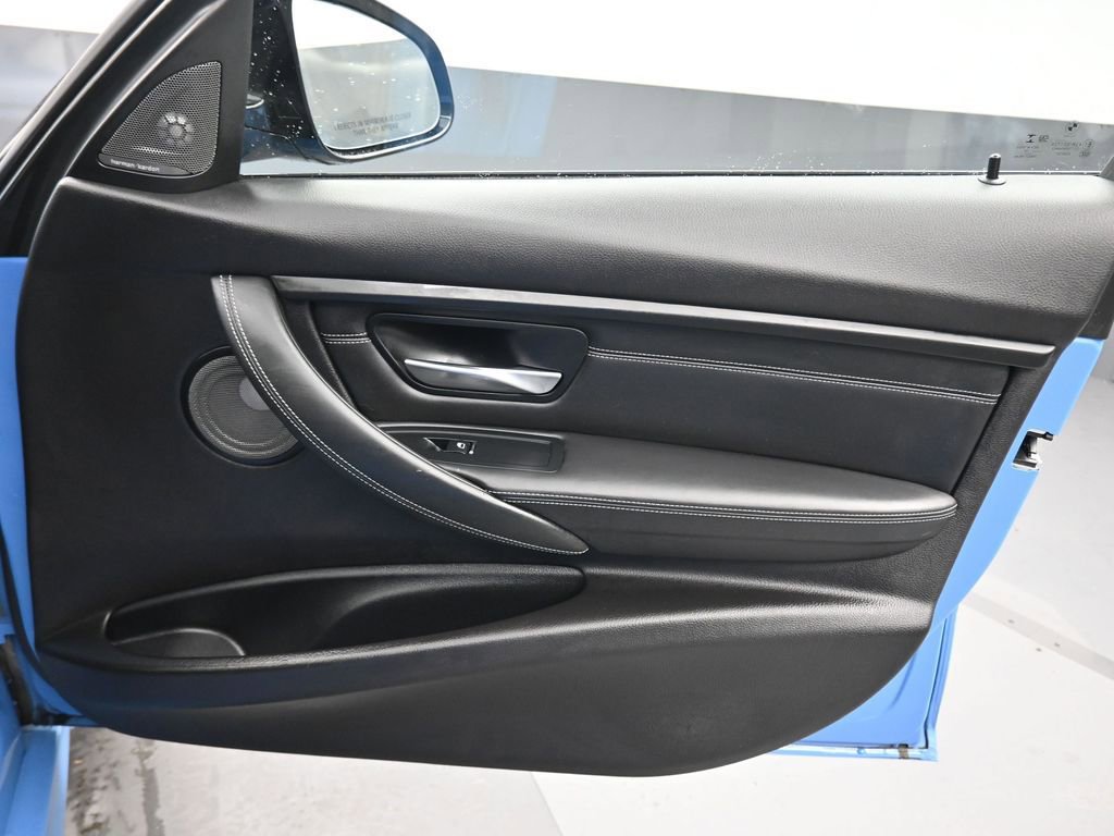Used 2018 BMW M3 w/ Executive Package image 39