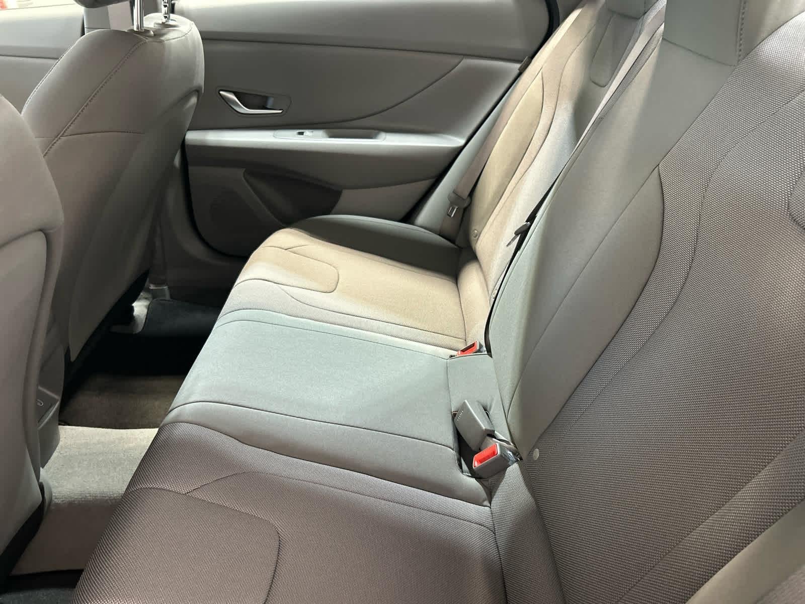 New 2026 Hyundai Elantra SE FWD image 5