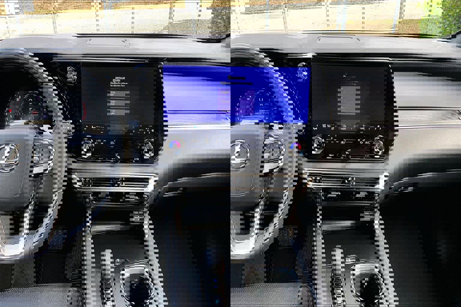 Used 2023 Lexus RX 350 Luxury image 7