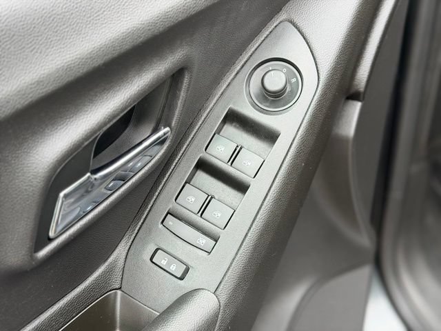 Used 2019 Chevrolet Trax LS w/ LPO, Cargo Package FWD image 17