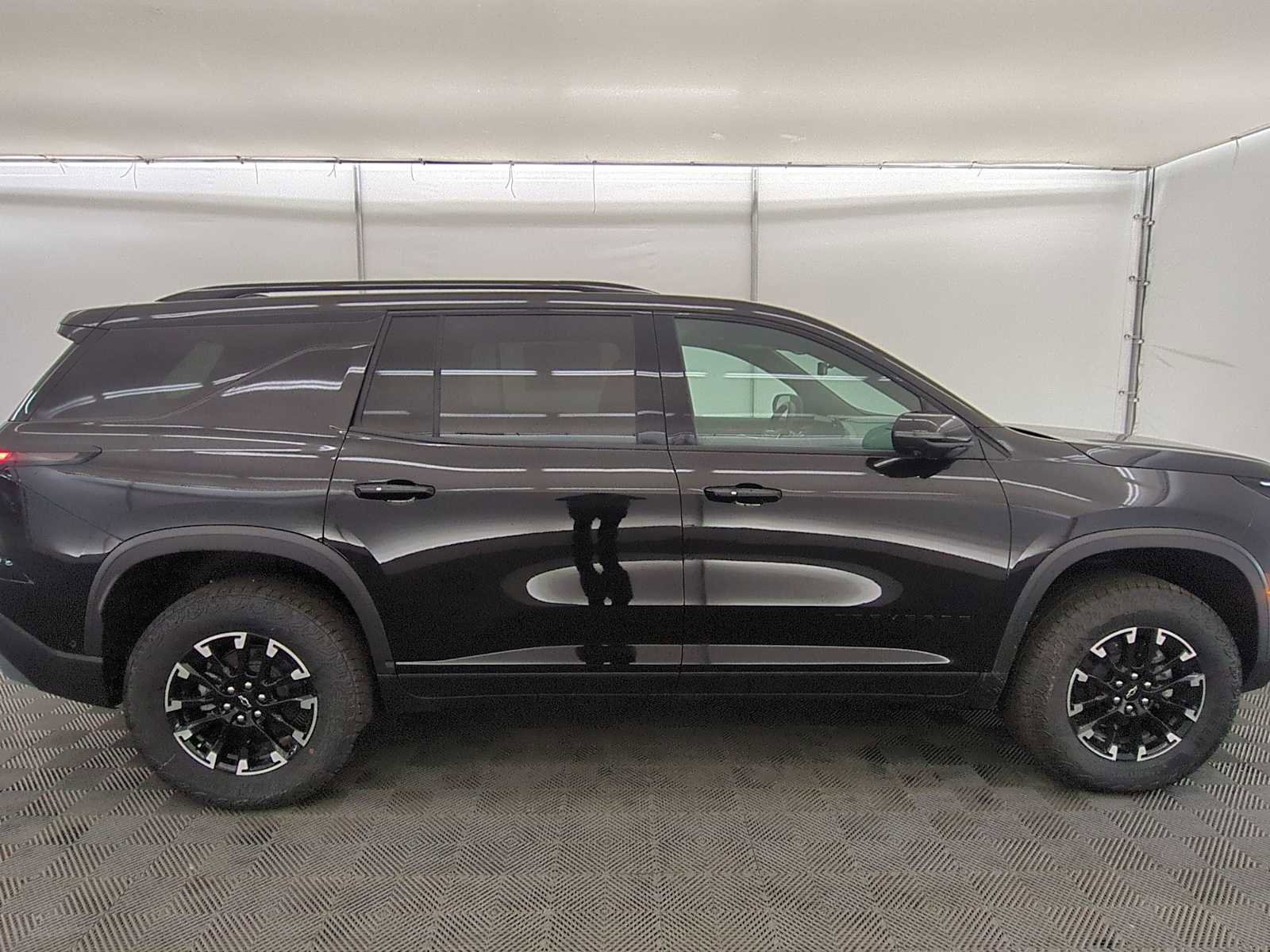 New 2026 Chevrolet Traverse Z71 w/ Enhanced Driving Package image 7