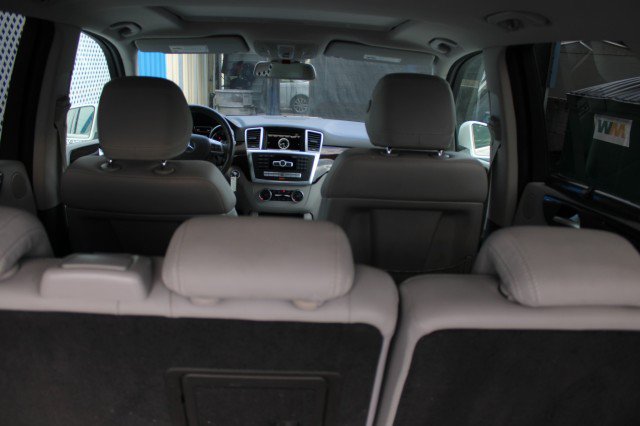 Used 2014 Mercedes-Benz ML 350 BlueTEC 4MATIC w/ Premium 1 Package image 11