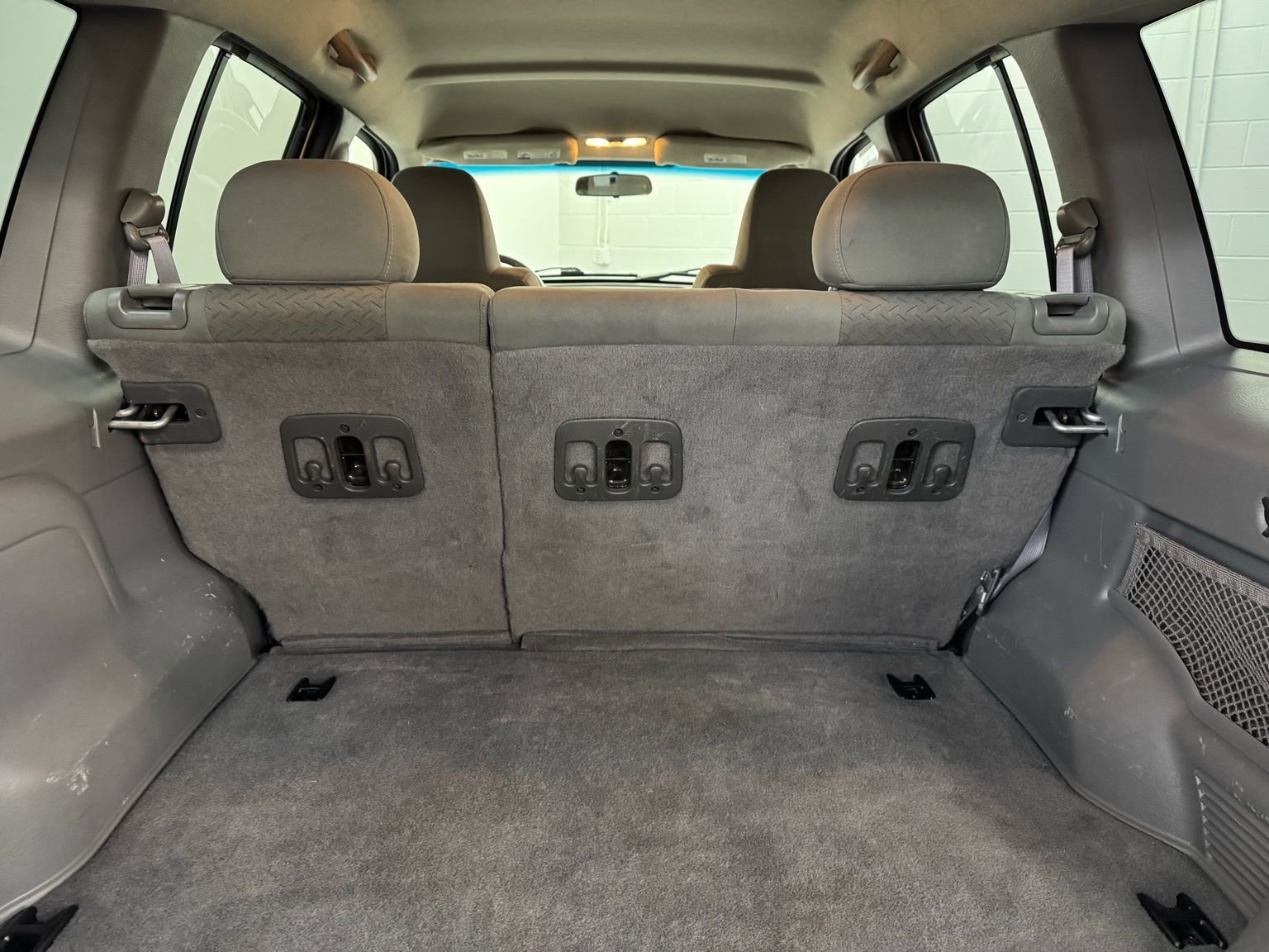 Used 2006 Jeep Liberty Renegade image 32