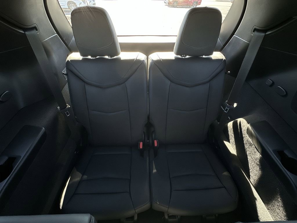 New 2025 Cadillac XT6 Luxury image 23