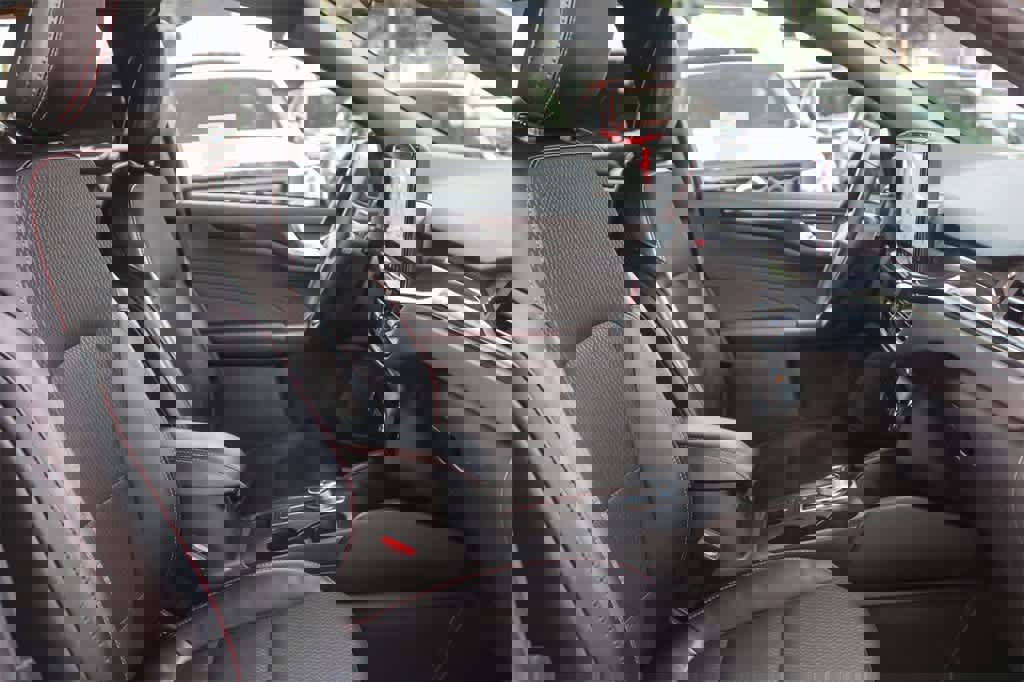 Used 2024 Ford Escape ST-Line w/ Tech Pack #1 image 16