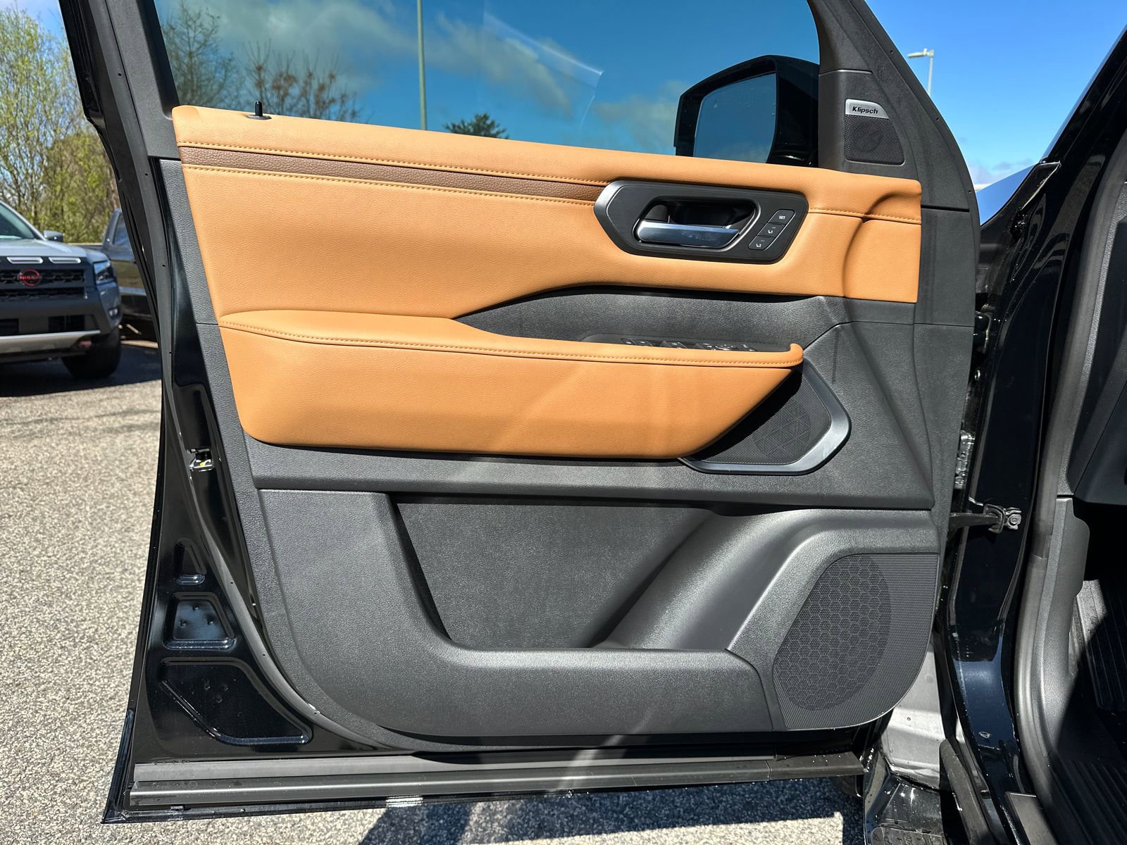 New 2026 Nissan Armada Platinum Reserve image 10