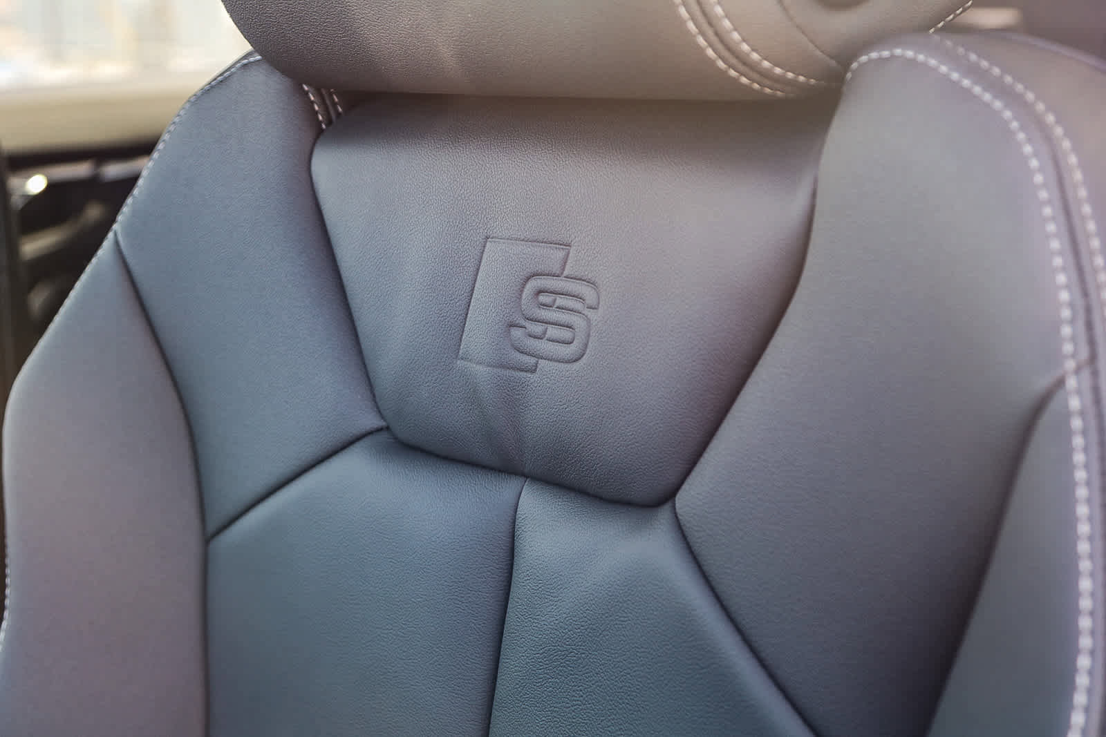 Used 2025 Audi Q3 2.0T Premium w/ Convenience Package image 25