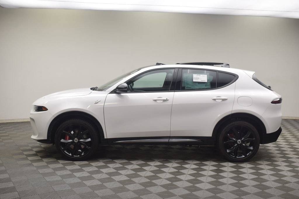 New 2025 Dodge Hornet R/T image 16