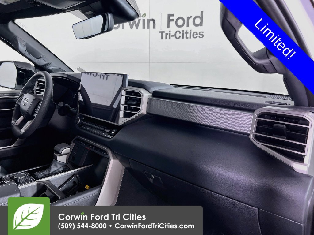 Used 2026 Toyota Tundra Limited AWD/4WD image 29