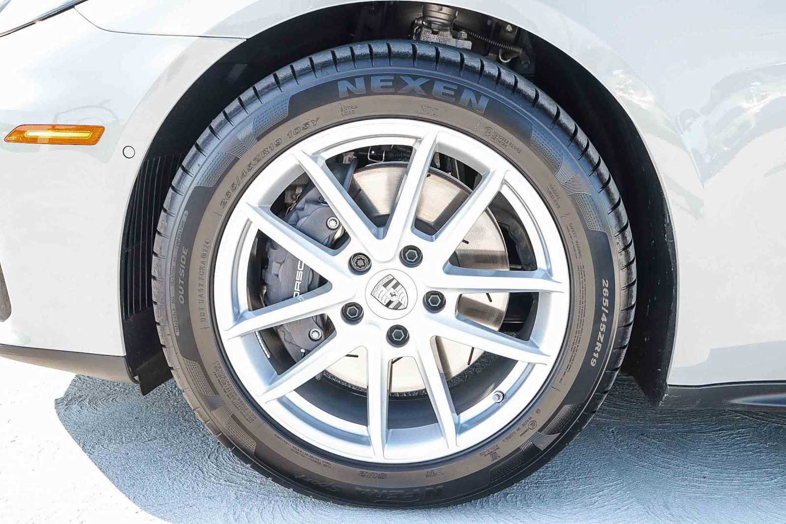 Used 2025 Porsche Panamera 4 image 14