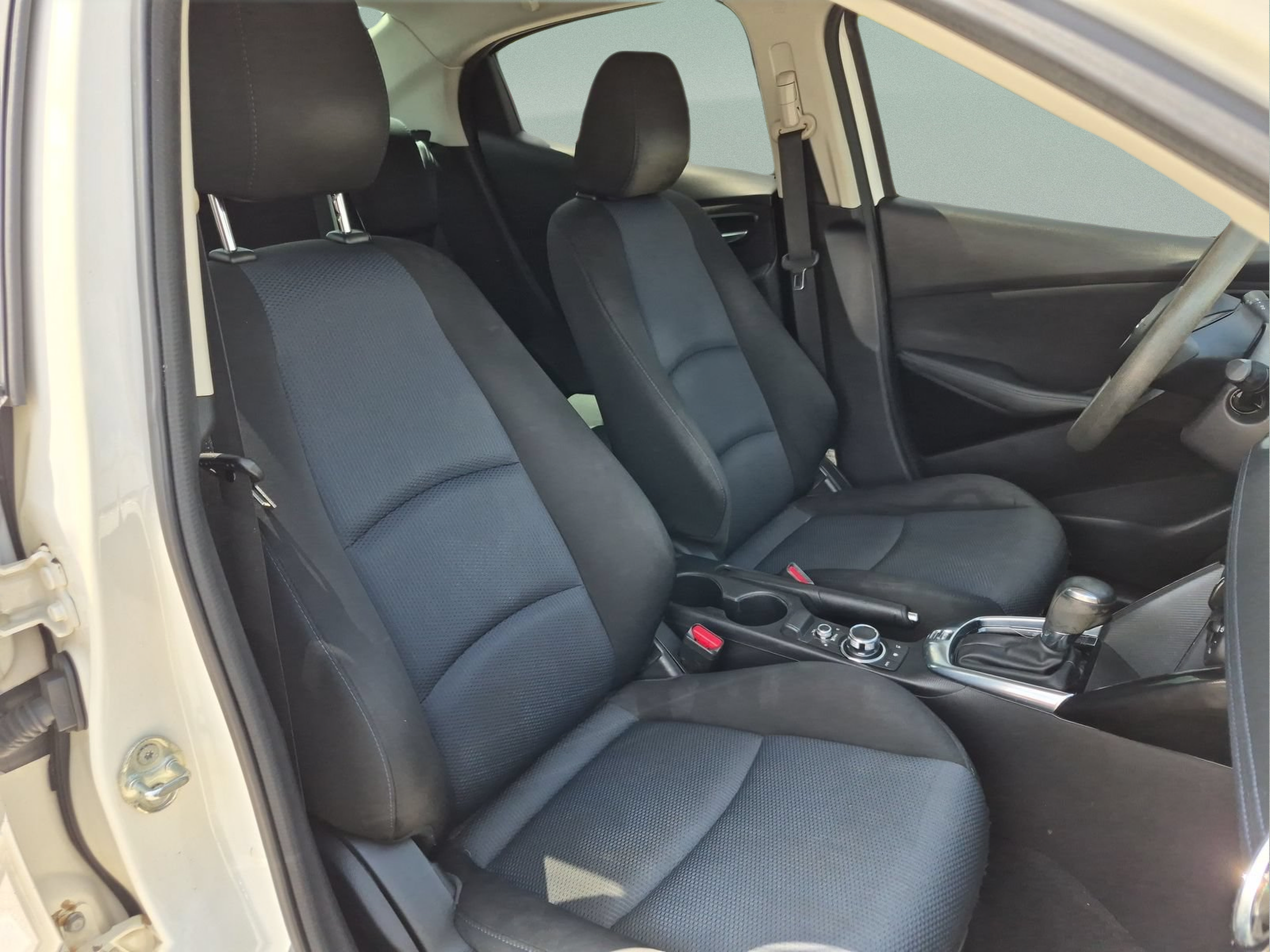 Used 2017 Toyota Yaris iA FWD image 19