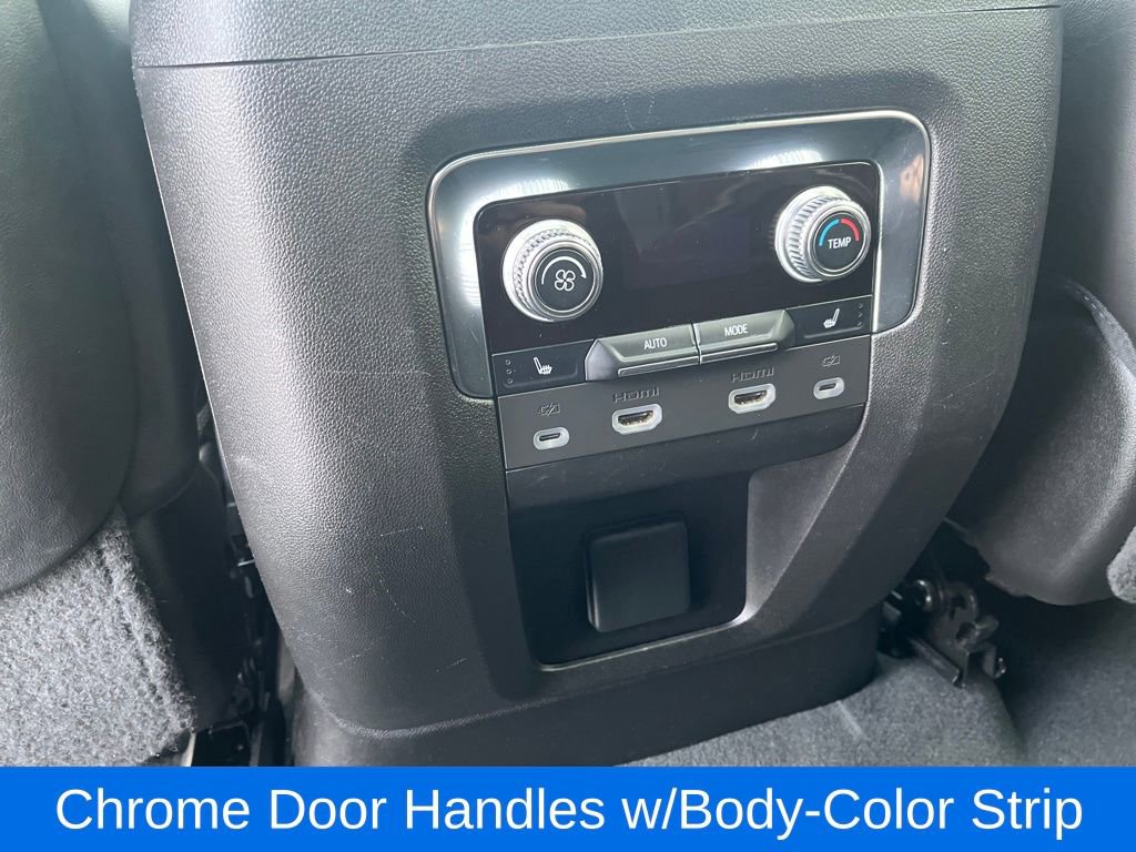 Used 2023 GMC Yukon XL Denali Ultimate image 36