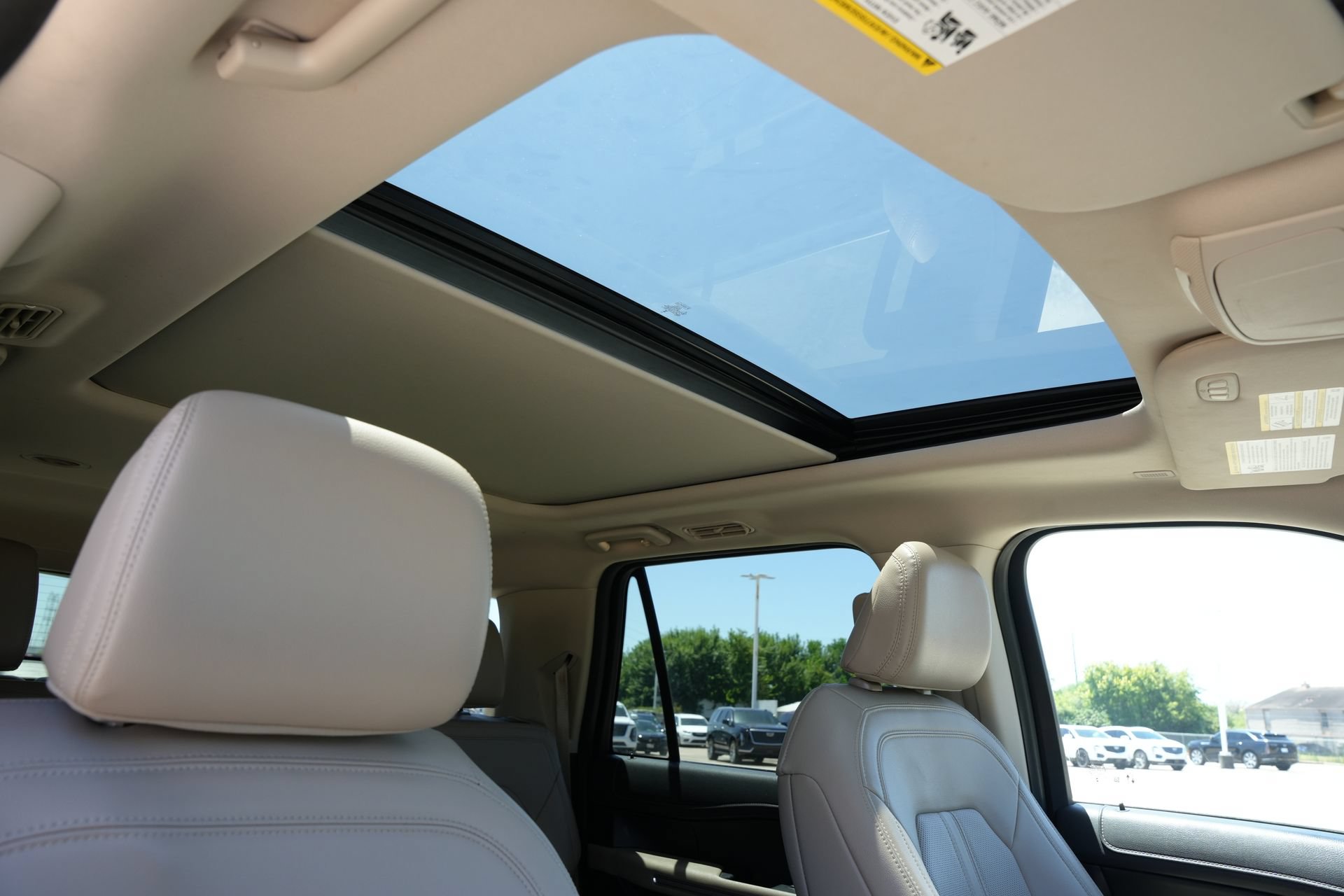 Used 2024 Ford Expedition Max Limited RWD image 27
