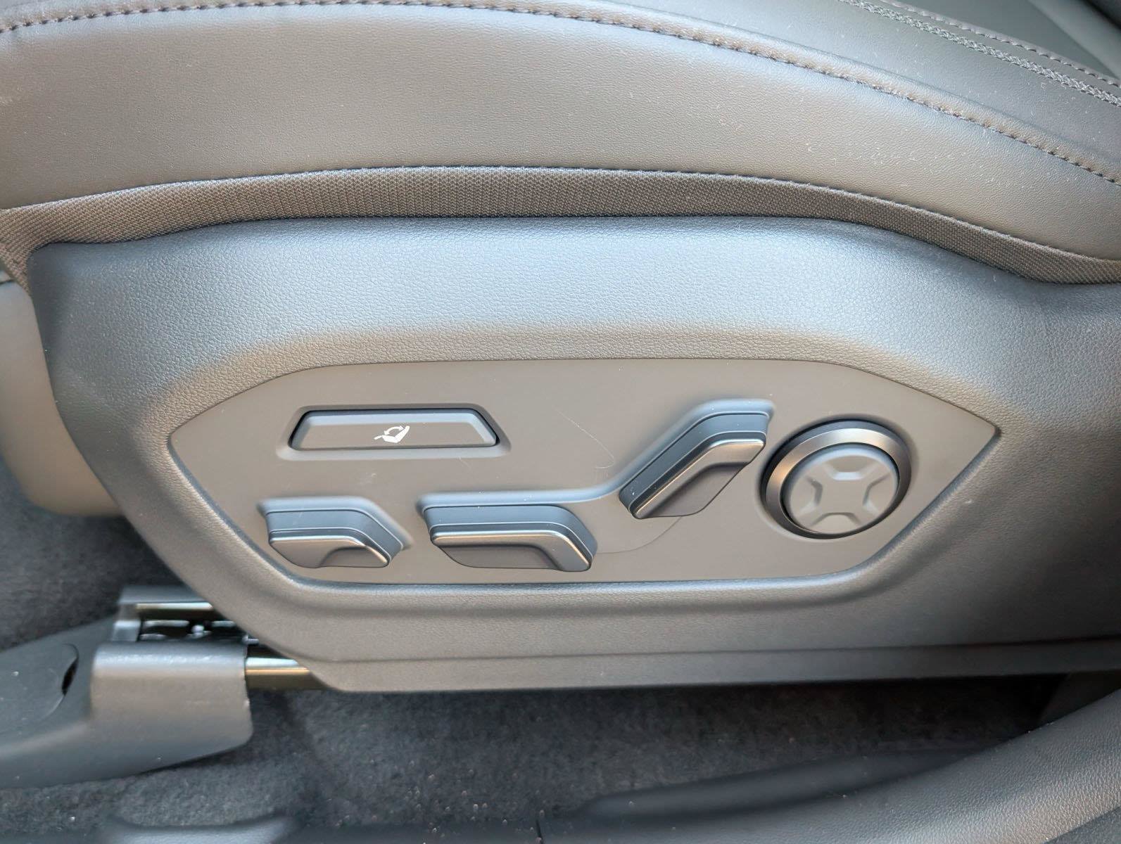 New 2026 Hyundai Santa Fe Calligraphy AWD/4WD image 23