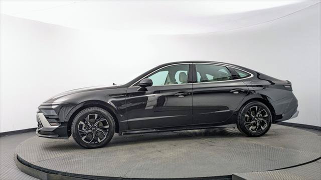 Used 2025 Hyundai Sonata SEL FWD image 3