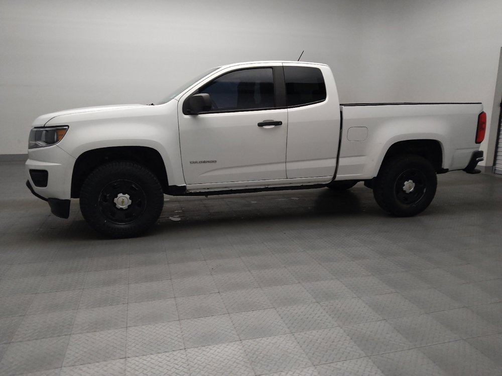 Used 2017 Chevrolet Colorado W/T RWD image 2