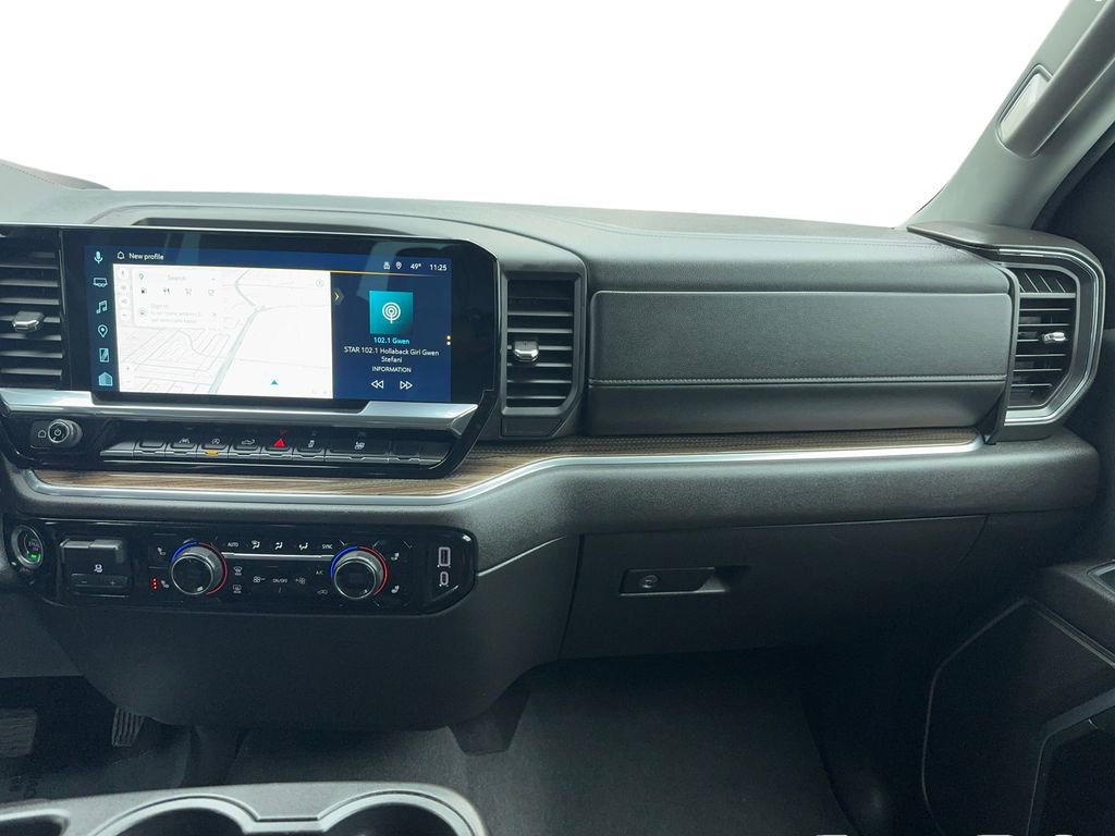 Used 2025 Chevrolet Silverado 1500 LT RWD image 20