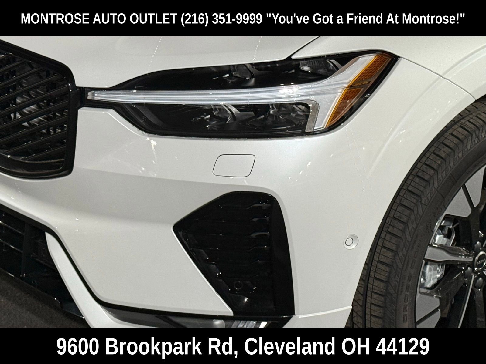 New 2026 Volvo XC60 B5 Plus w/ Climate Package image 9