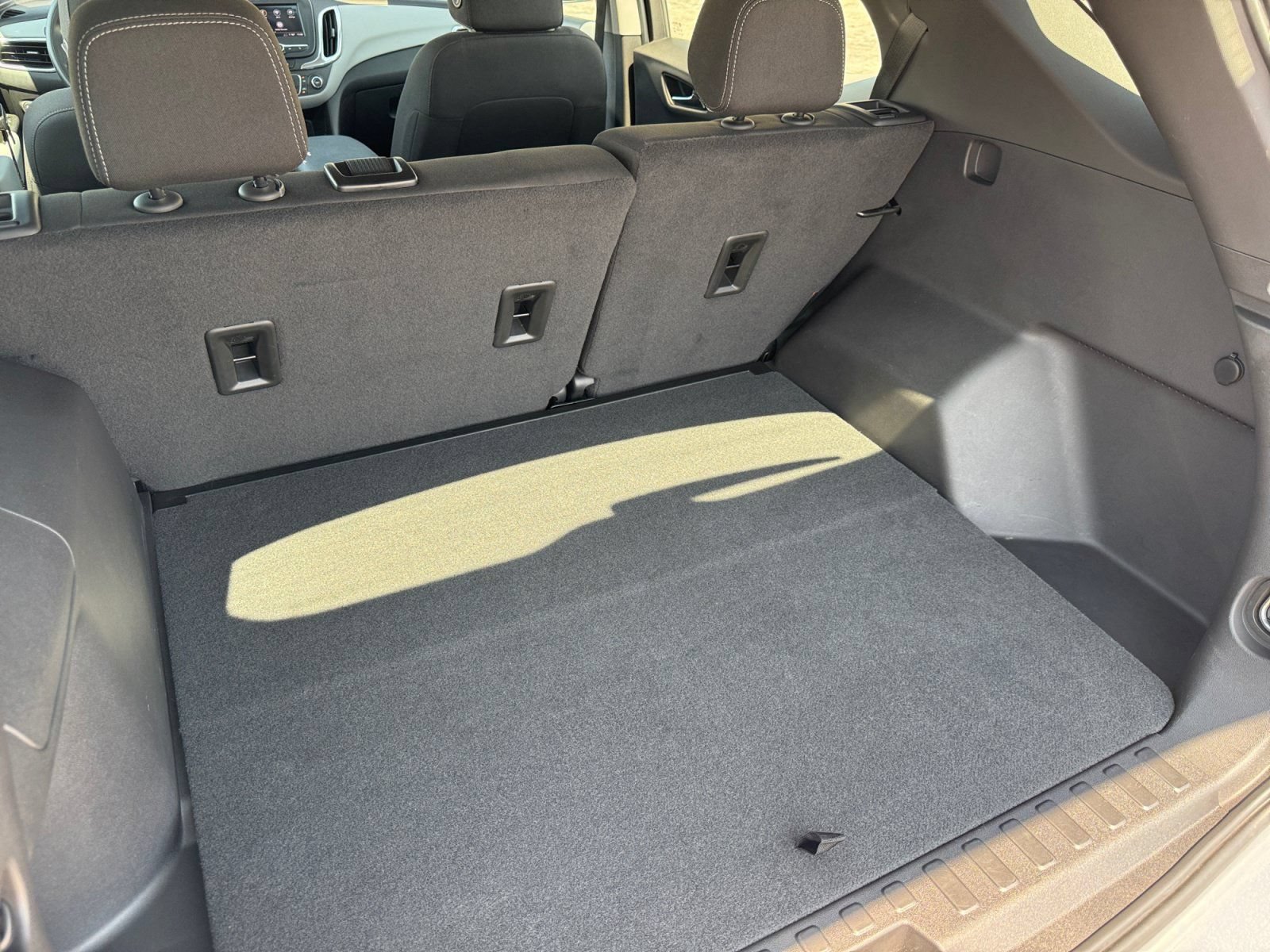 Used 2024 Chevrolet Equinox LS w/ Driver Confidence II Package FWD image 16