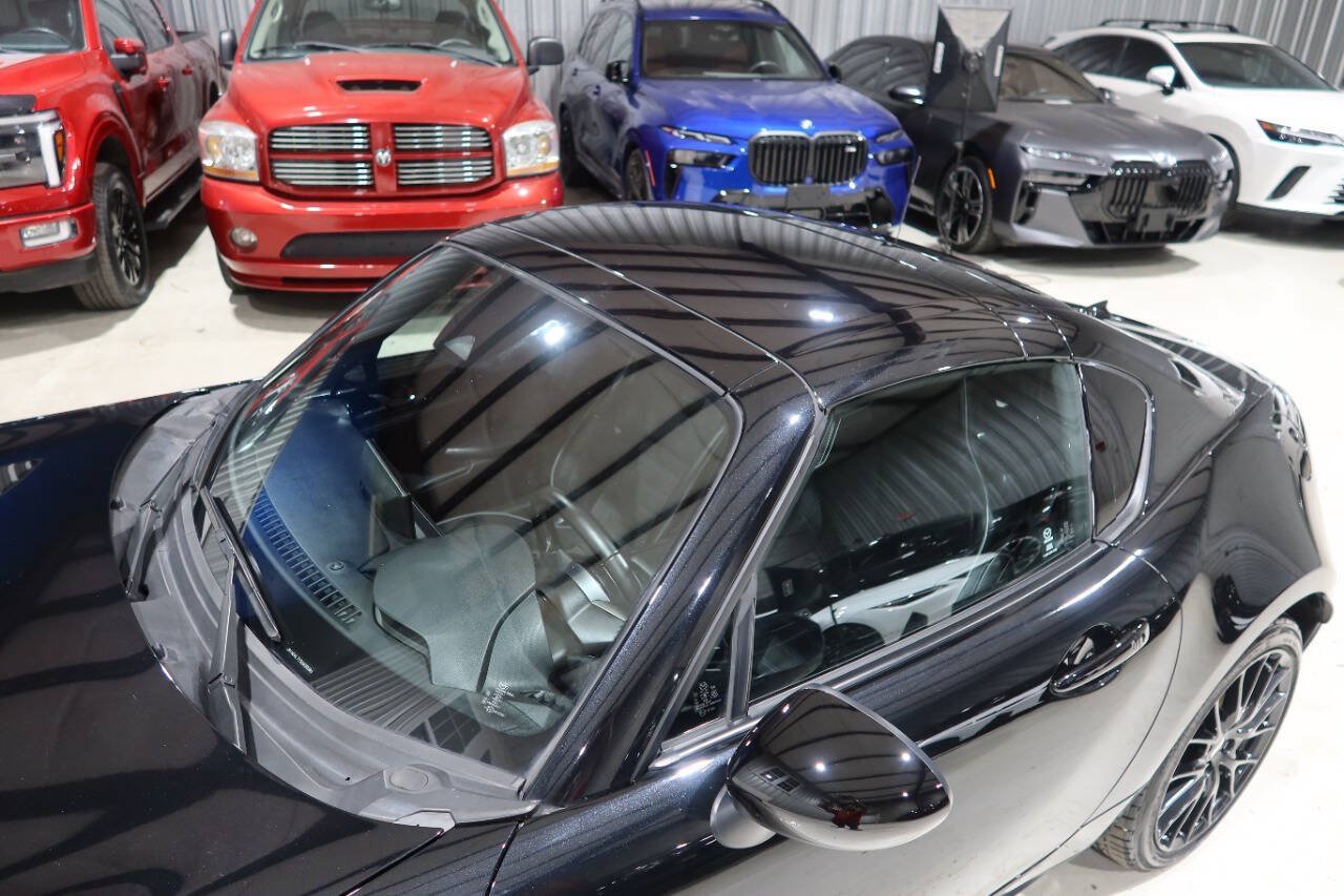 Used 2025 MAZDA MX-5 Miata RF Club RWD image 37