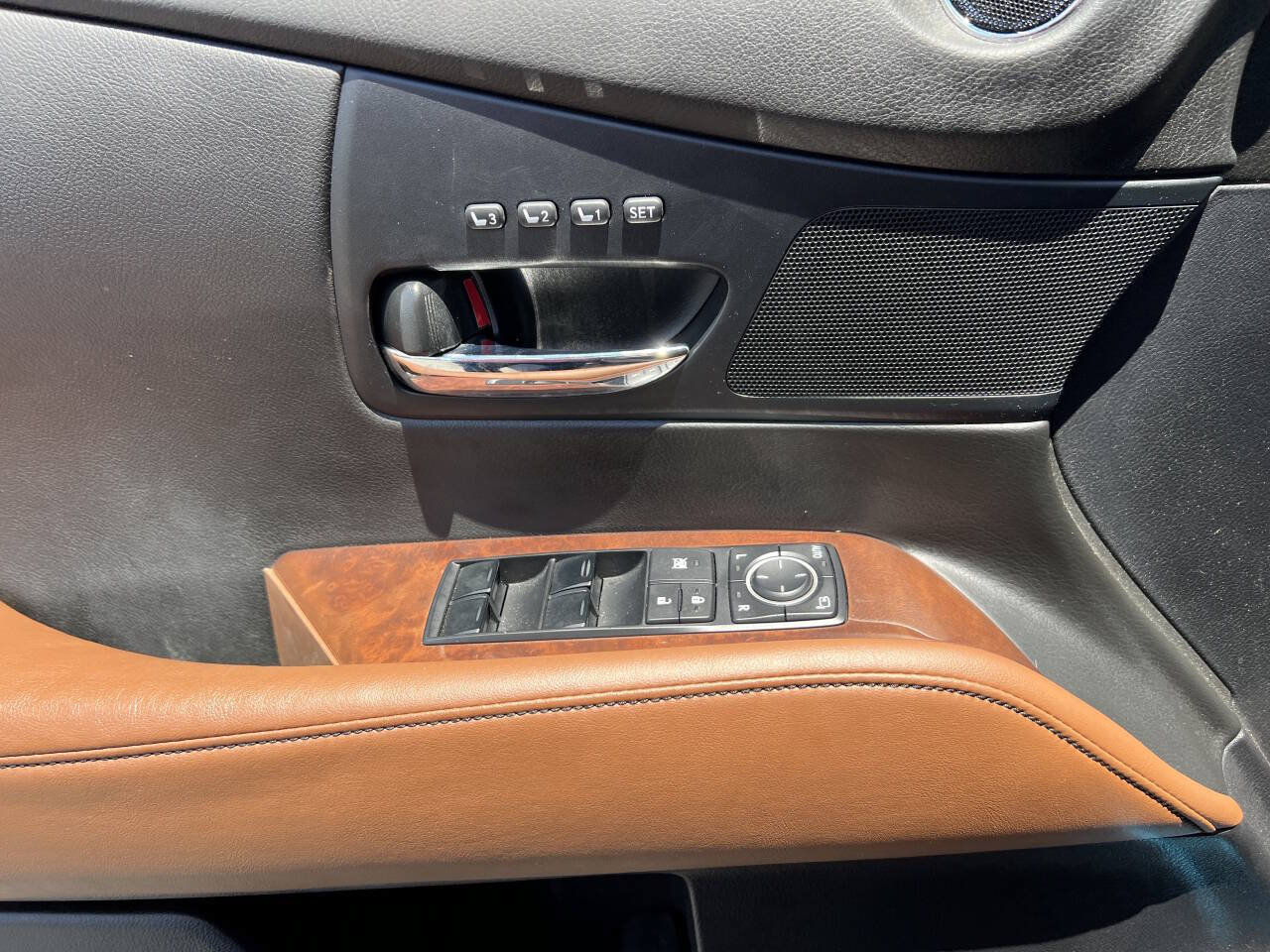 Used 2013 Lexus RX 350 AWD w/ Navigation Pkg image 8