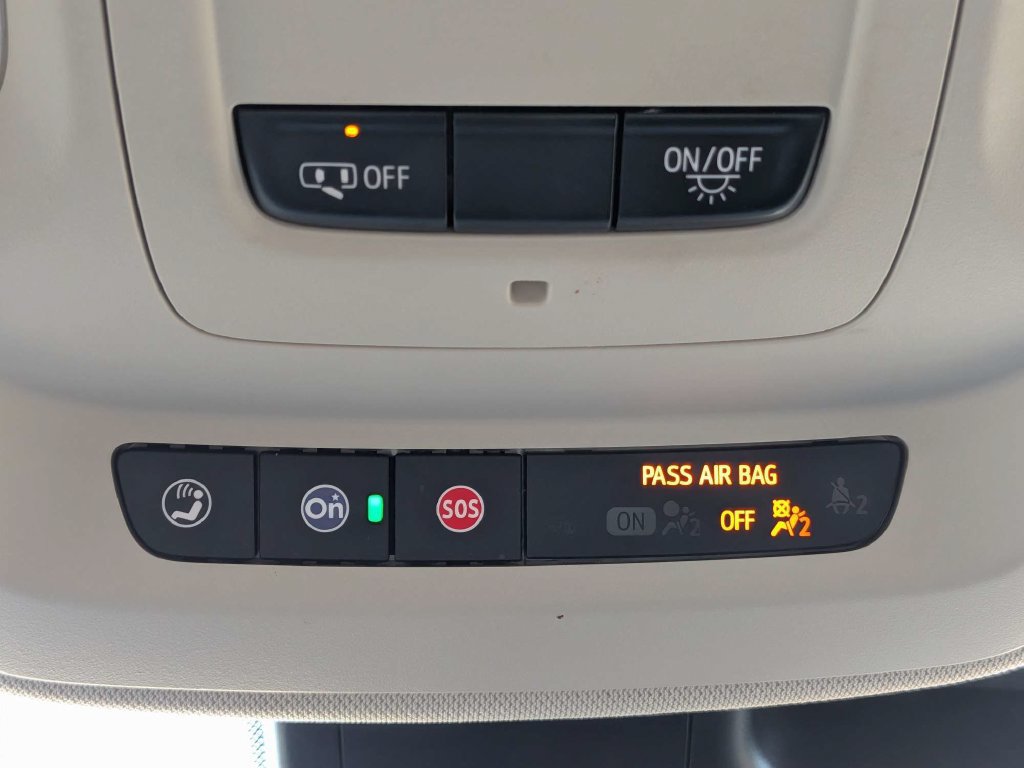 Certified 2023 Buick Envision Essence w/ Sport Touring Package FWD image 37