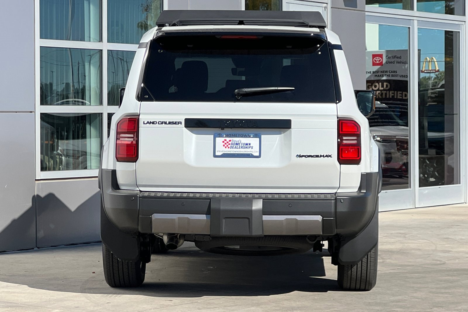 Used 2025 Toyota Land Cruiser w/ Premium Package image 5