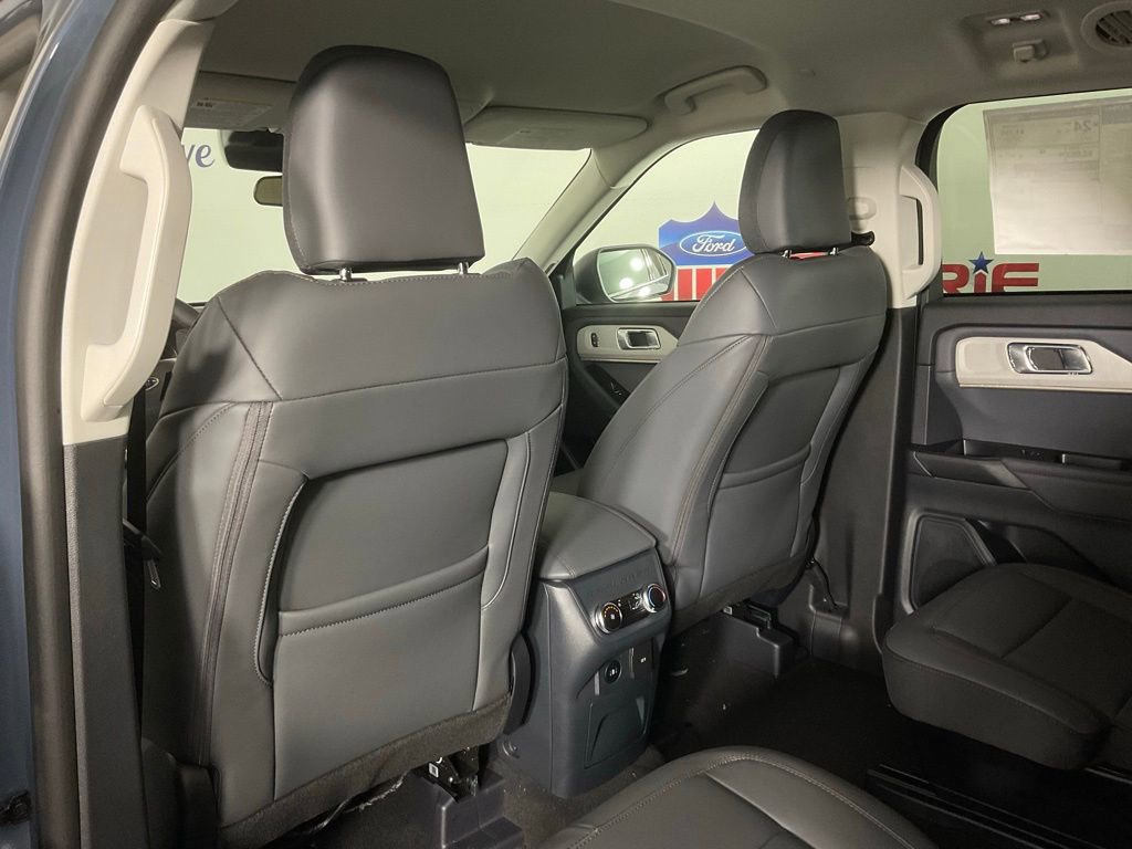 New 2026 Ford Explorer Active image 15