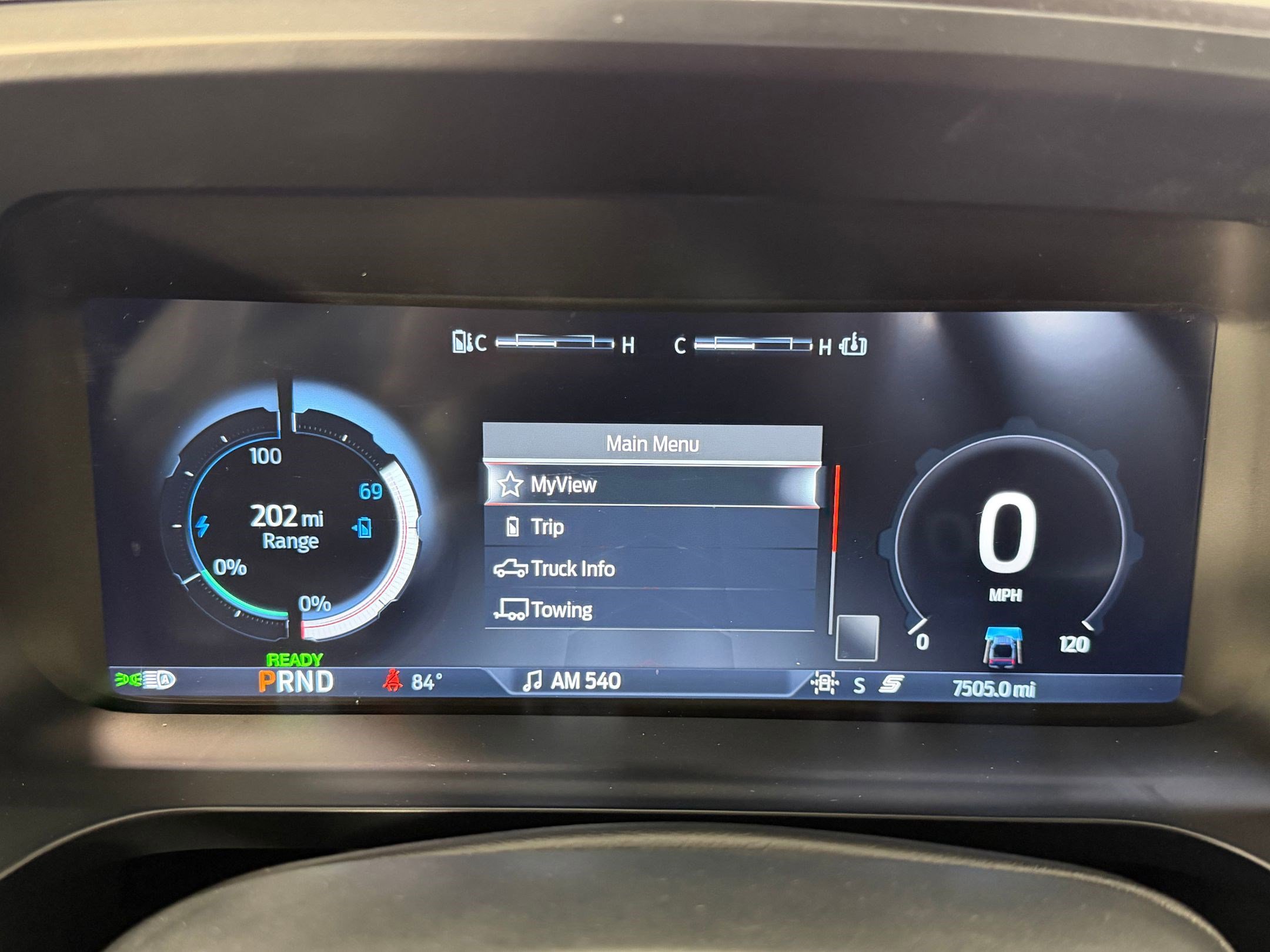 Used 2023 Ford F150 Lightning Platinum image 19