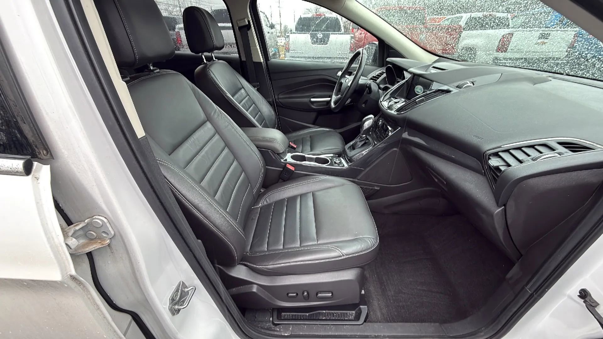 Used 2016 Ford Escape Titanium image 18