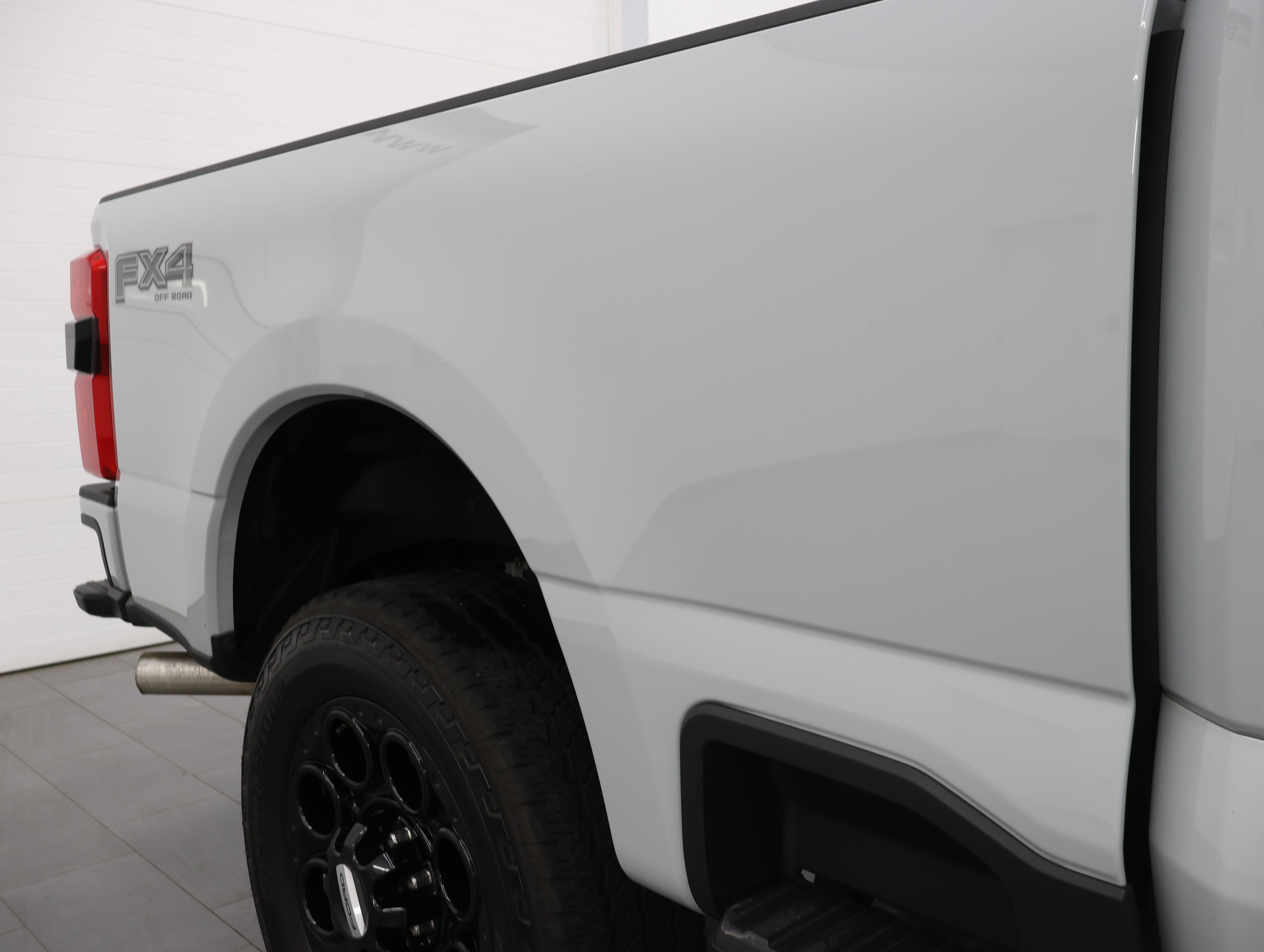 Used 2025 Ford F250 XLT w/ Black Appearance Package AWD/4WD image 29