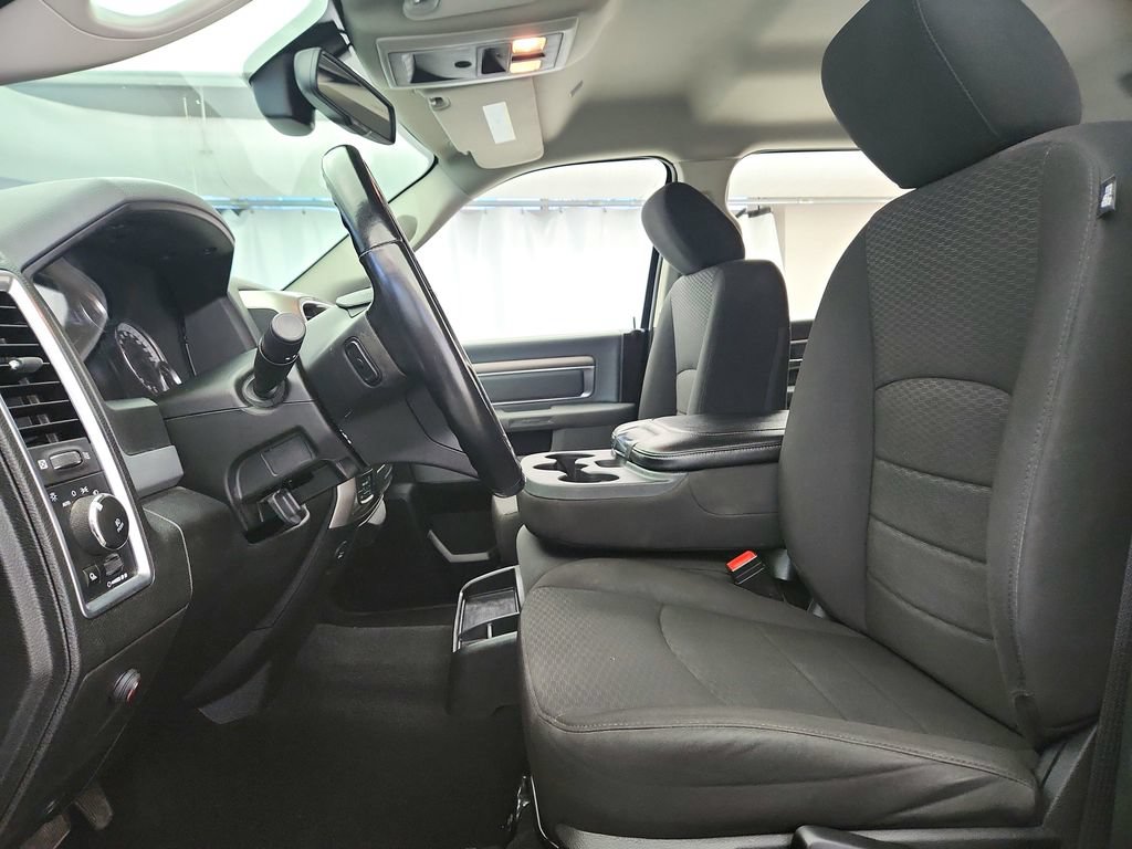 Used 2020 RAM 1500 Warlock AWD/4WD image 11