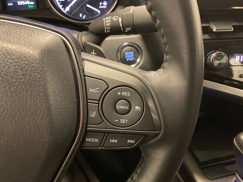 Used 2024 Toyota Camry SE image 18