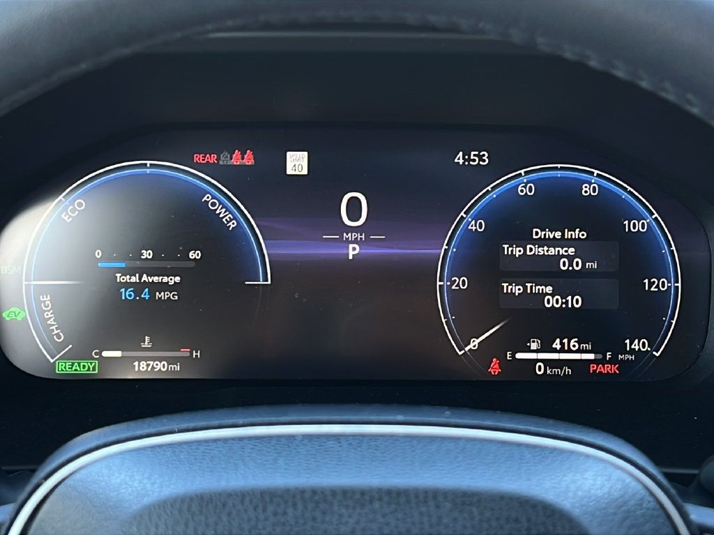 Used 2023 Toyota RAV4 Limited AWD/4WD image 22