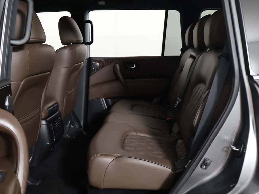 Used 2024 Nissan Armada Platinum image 35