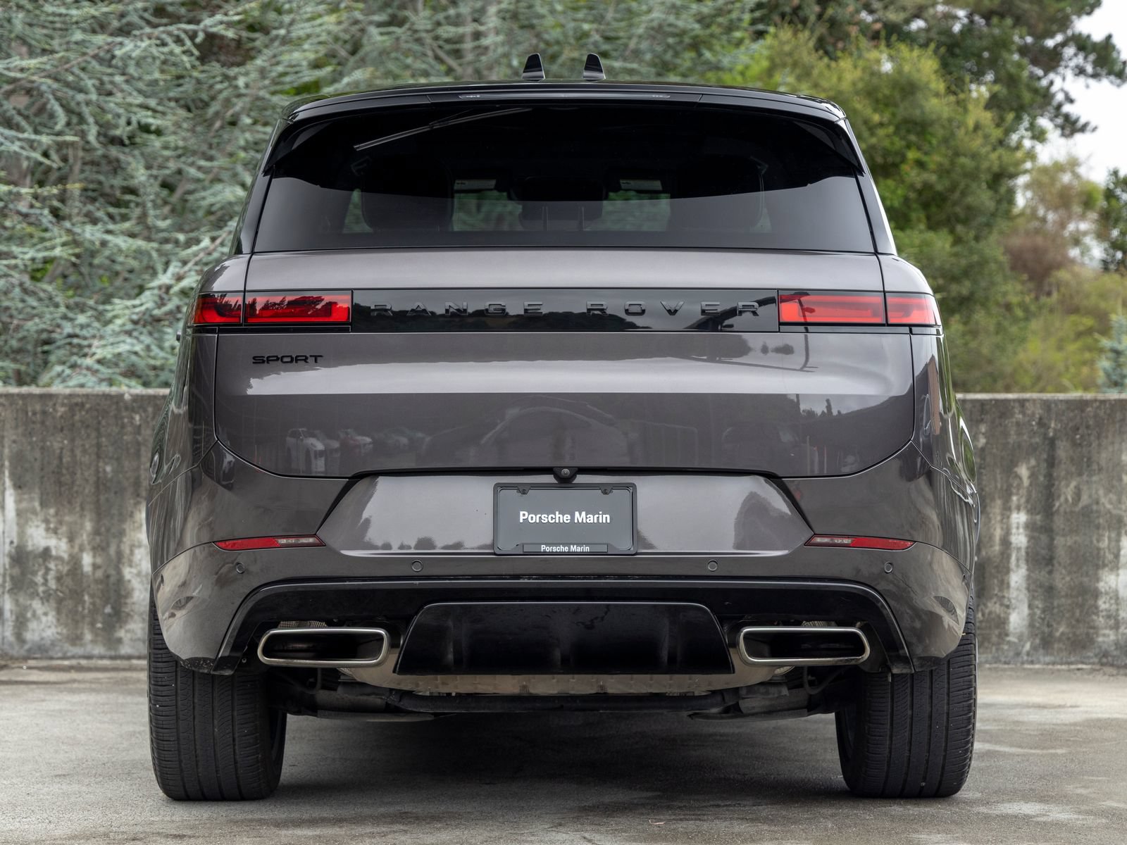 Used 2024 Land Rover Range Rover Sport Dynamic SE AWD/4WD image 10