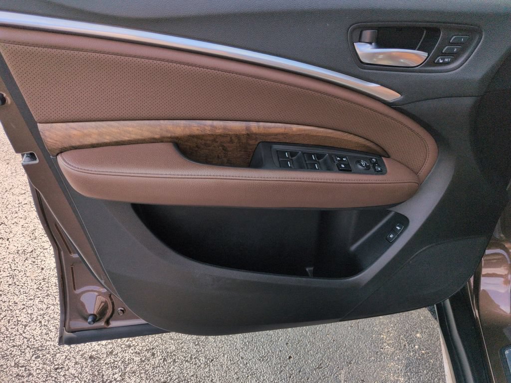 Used 2020 Acura MDX SH-AWD w/ Technology Package image 10