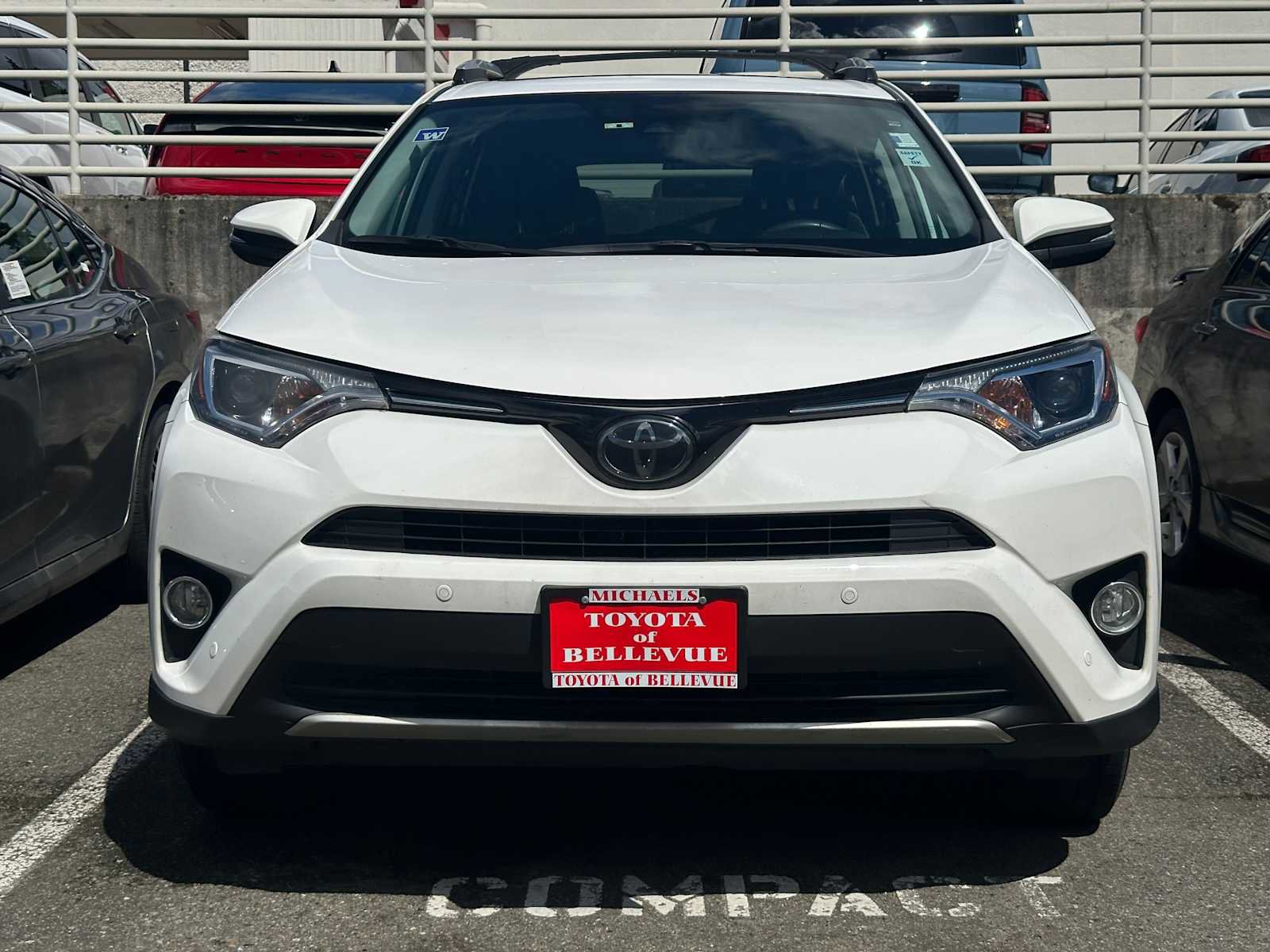 Used 2016 Toyota RAV4 XLE w/ Convenience Package AWD/4WD image 2