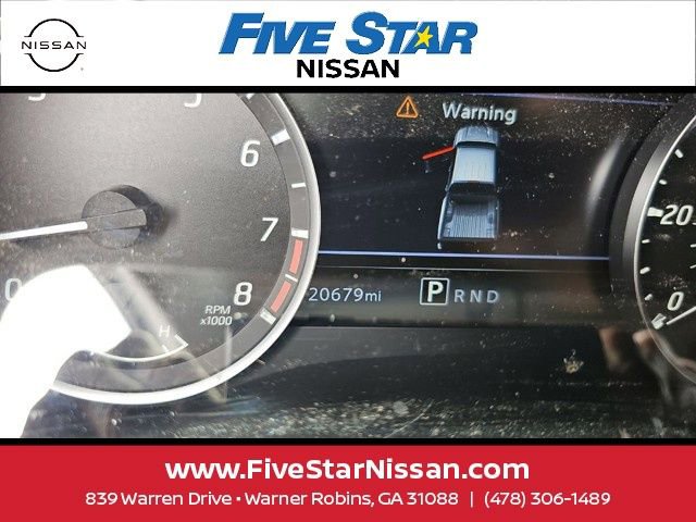 Used 2024 Nissan Frontier SV image 12