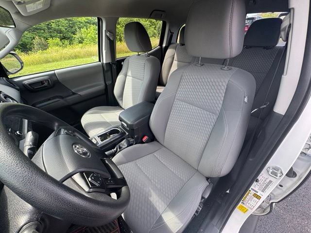 Certified 2023 Toyota Tacoma SR w/ Truck Exterior Package (TMS) AWD/4WD image 9