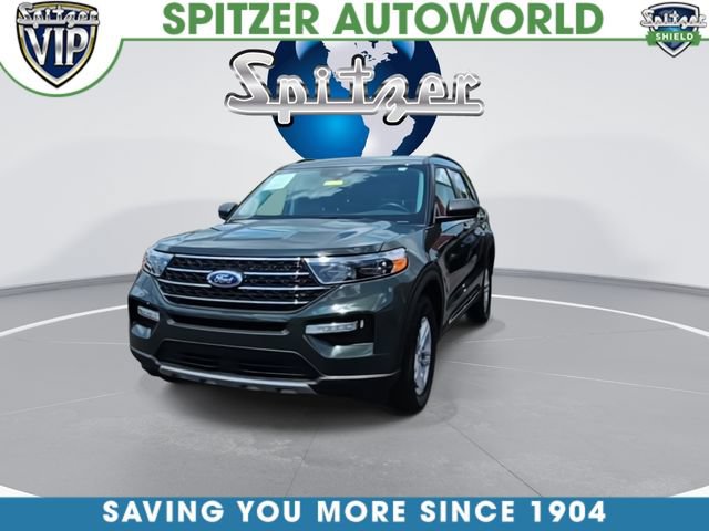 Used 2024 Ford Explorer XLT w/ Equipment Group 202A AWD/4WD image 3