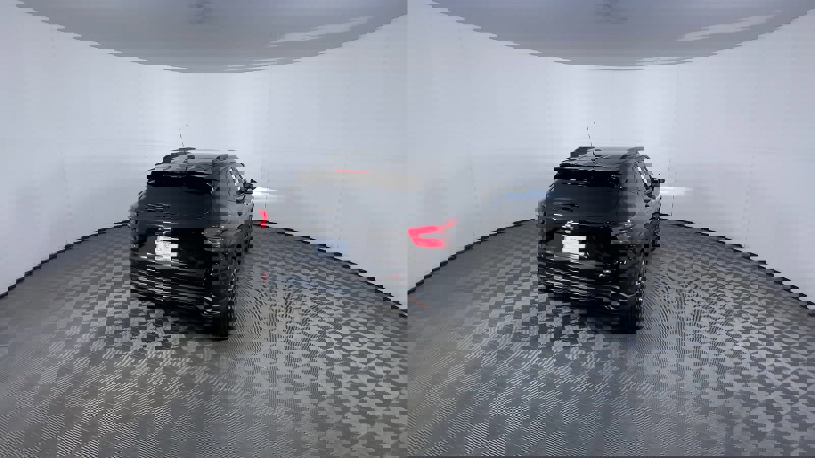 Used 2025 Chevrolet Trax RS w/ Driver Confidence Package image 8