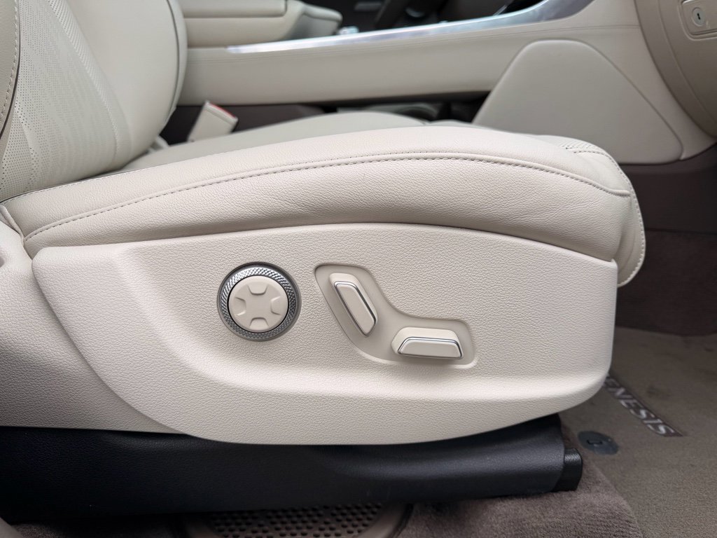 Used 2023 Genesis GV80 3.5T Advanced + AWD/4WD image 36