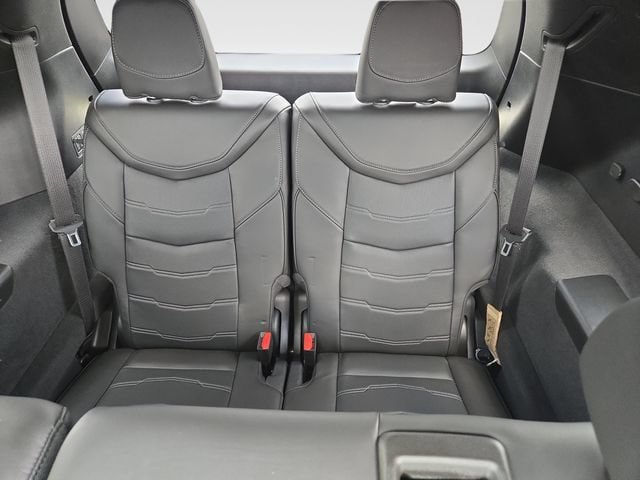 New 2025 Cadillac XT6 Premium Luxury w/ Platinum Package AWD/4WD image 14