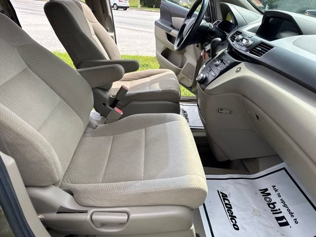 Used 2011 Honda Odyssey EX image 31